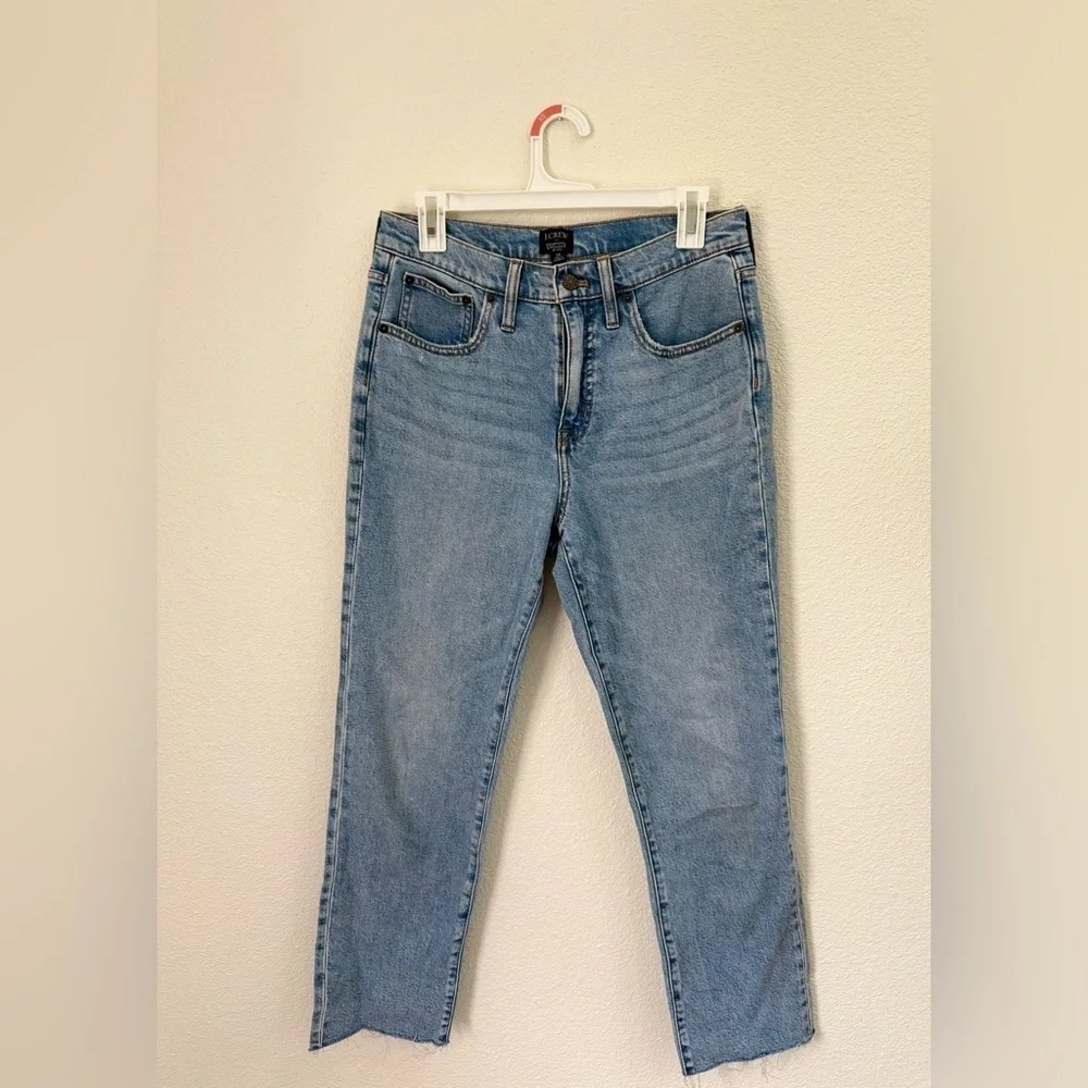 J. Crew Blue Denim Essential Straight High Rise Jeans Women’s Size 28